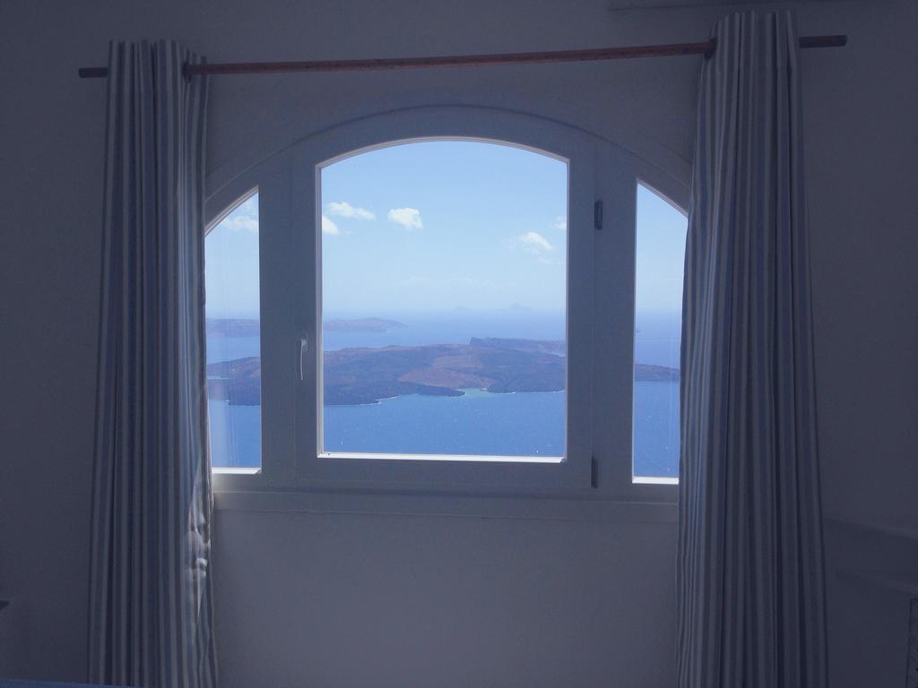 Altana Cliffside Villas Imerovigli  Camera foto
