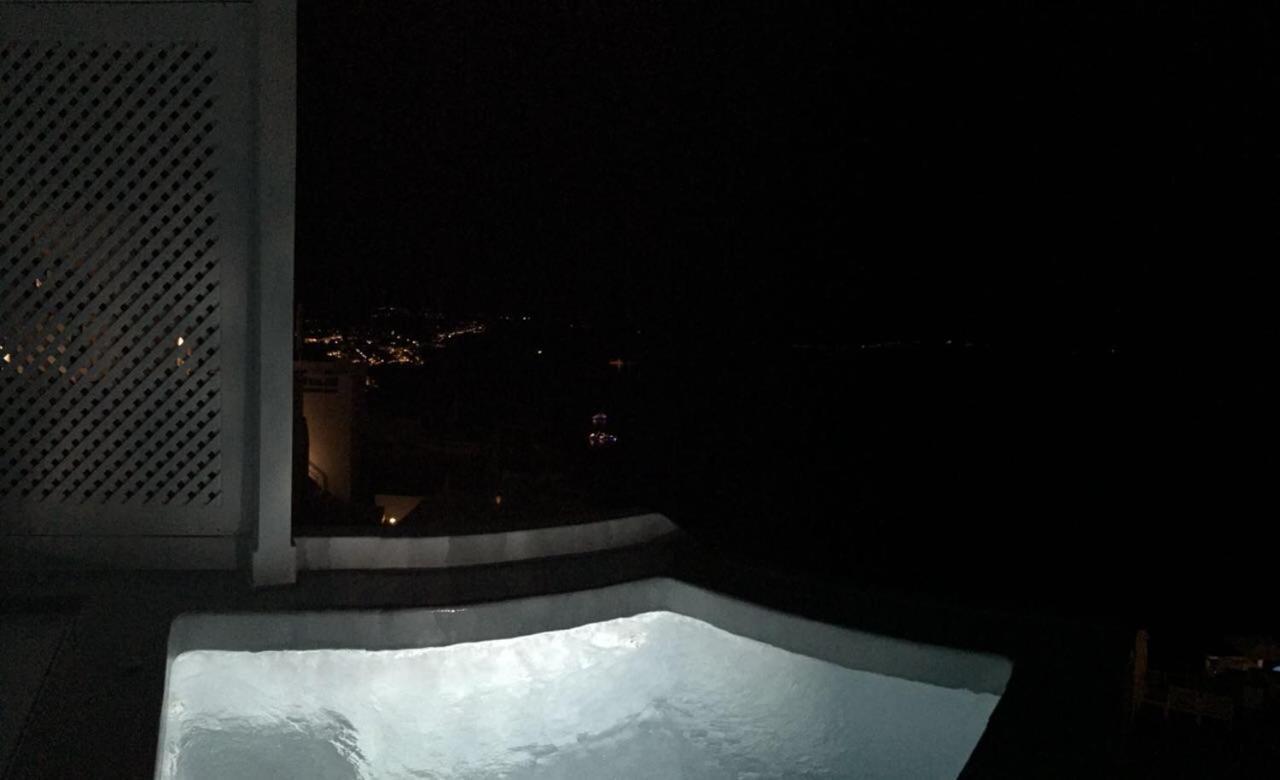 Altana Cliffside Villas Imerovigli  Esterno foto